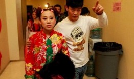 田娃最新直播再次爆料,揭秘娱乐圈惊人内幕！